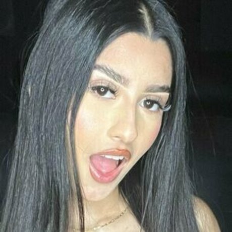 spicymariahxxx sexy pornstar picture