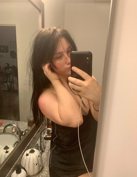 lewdkumi sex actress photo