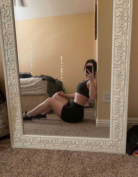 lewdkumi pornstar hot gallery