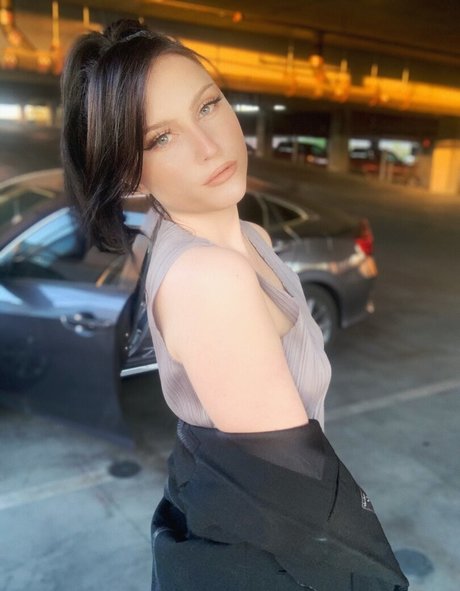 lewdkumi pornstar exclusive galleries