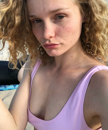 ecofvck free actress images