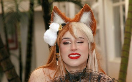 nysenelfree pretty actress image