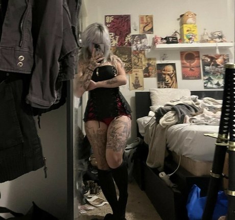 lustr0t pornstar exclusive pictures