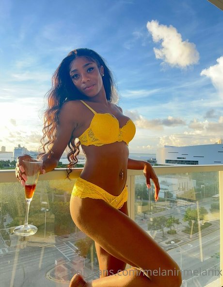melaninmelanix high quality model photo