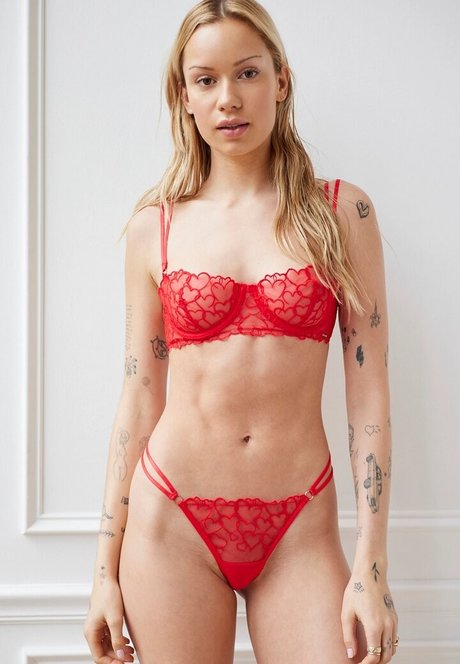 Lindsay Vrckovnik Linmick model high quality photo
