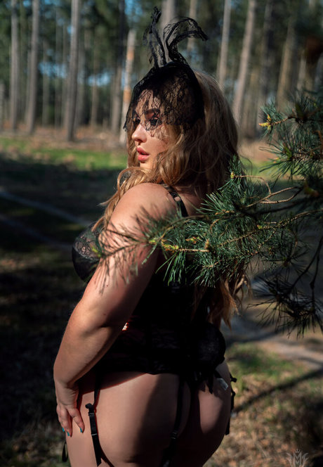 Multifluffyness erotic star pic