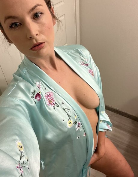 ThatERNurse star sex images
