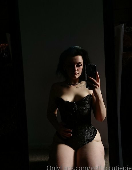 gothiccutiepie best star galleries
