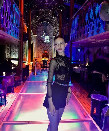 Klea Brahimi hot model gallery