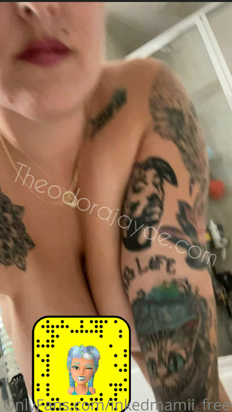inkedmamii free model hd img