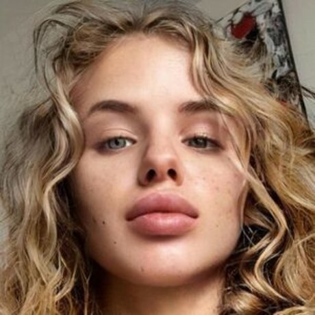 vanessita90 profile image