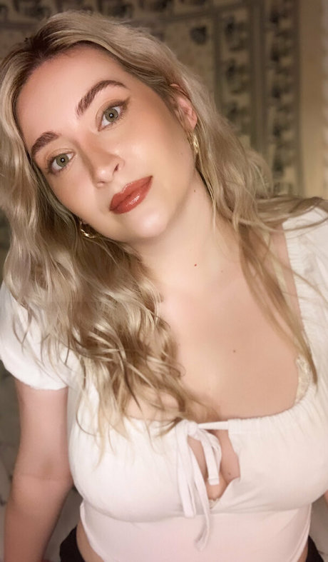 titty fuck onlyfans naked pic