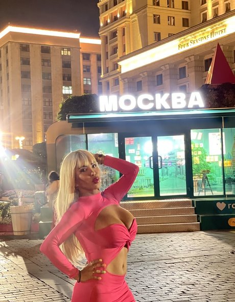 Milagros Titova beautiful star photo