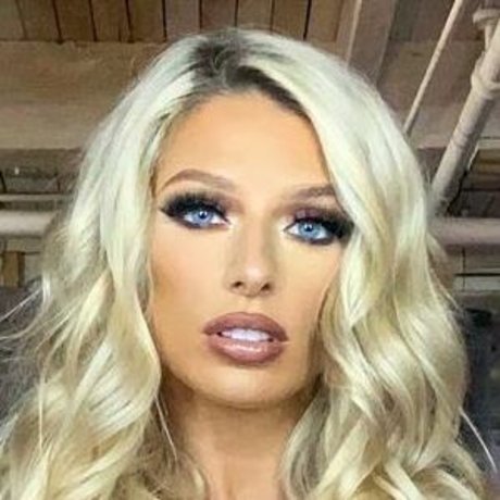 Brianna Lee erotic model galleries
