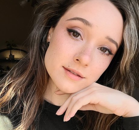 AmyKay ASMR star sex image