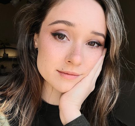 AmyKay ASMR pornstar nude photo