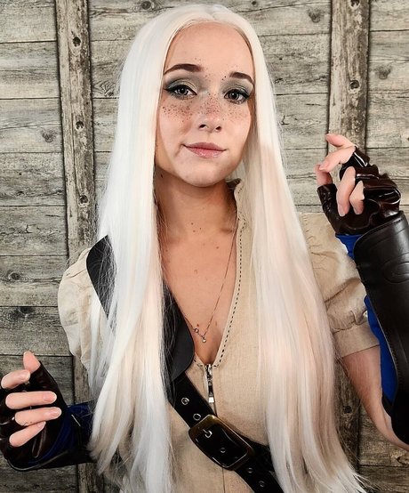 AmyKay ASMR hot model pictures