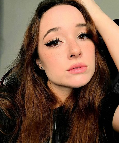 AmyKay ASMR nudes actress image