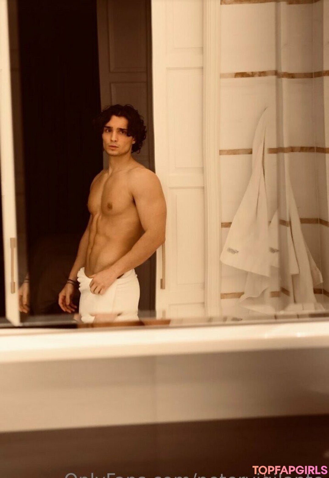 petervigilante star adult gallery