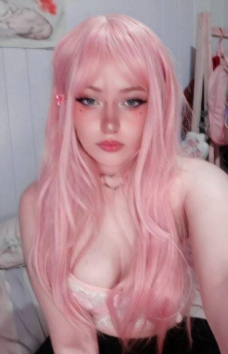 Lua Haru sexy star pic