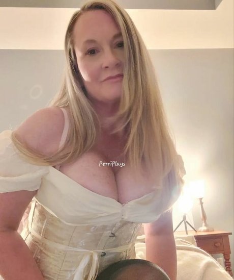 PerriPlays pretty actress gallery