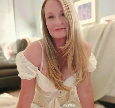 PerriPlays beautiful actress pictures