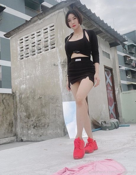 MuayMyb perfect pornstar pic