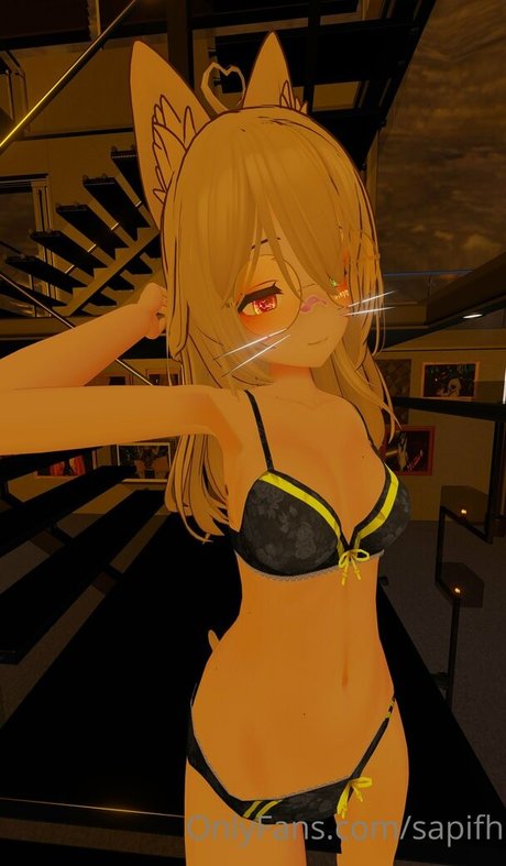sapifh exclusive model picture