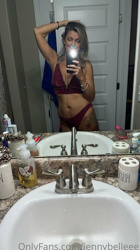 jennybelleee model pornographic images