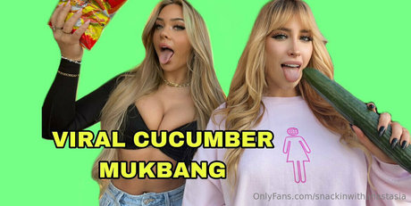 snackinwithanastasia model exclusive img