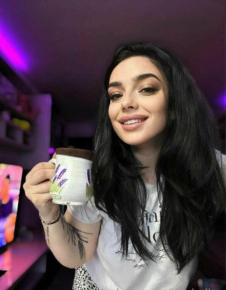 issabellaa pornstar top photos