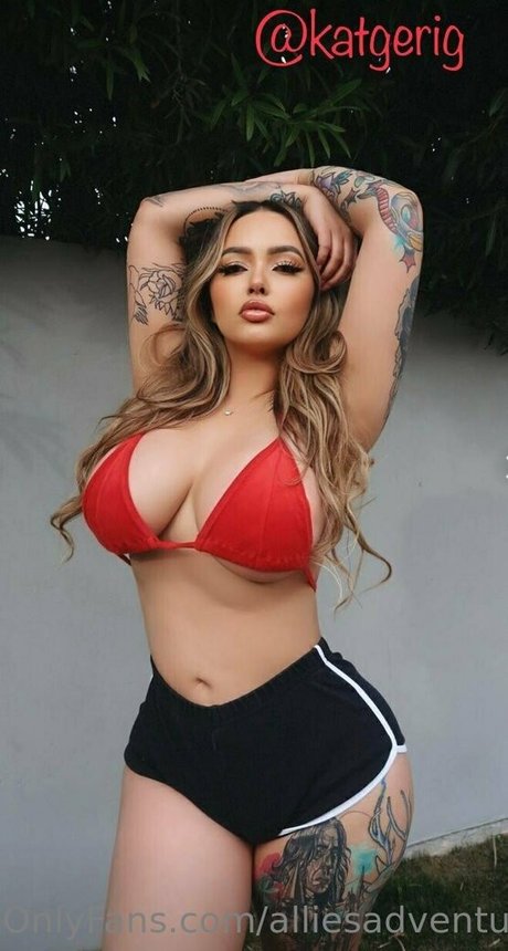 alliesadventures sexy star pics