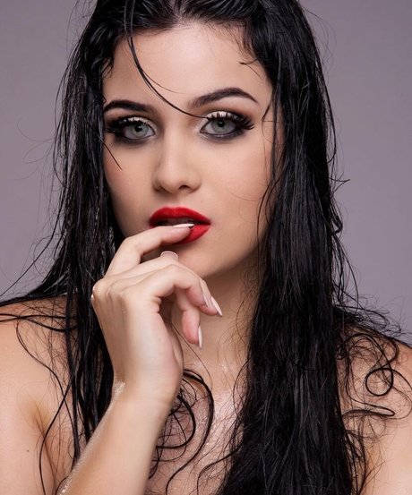 Paola Migliorini nice model picture