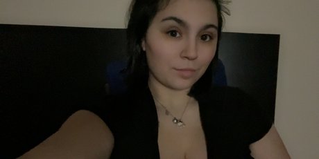 jadeelainex model picture