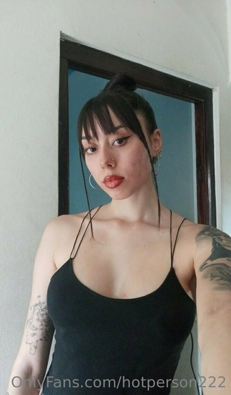 hotperson222 nude star photo