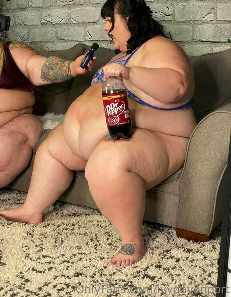 ivydavenport star exclusive photo