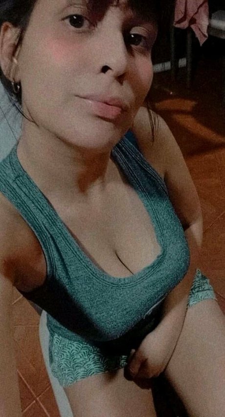 ladama22 free model photos