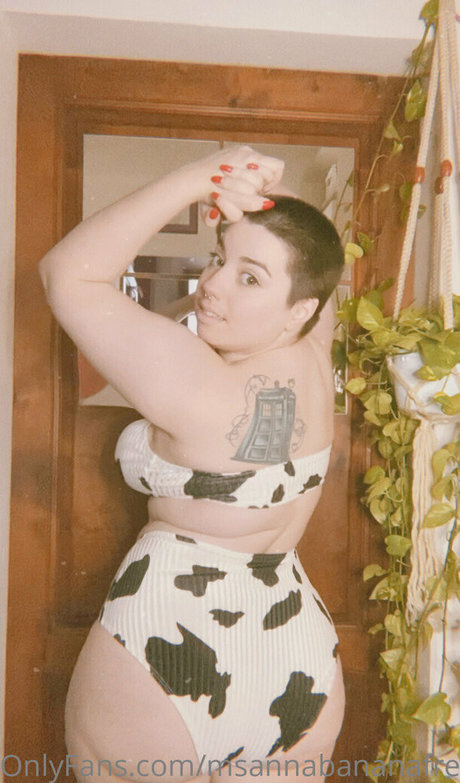 msannabananafree xxx model picture