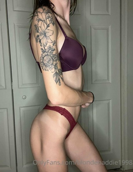 missmakaylabaddie erotic actress img