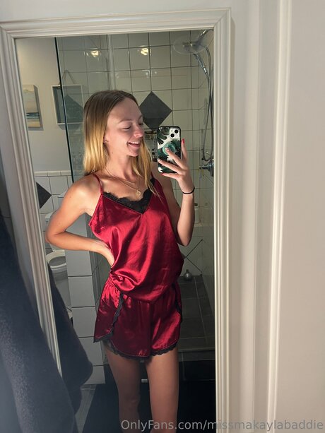 missmakaylabaddie hot star pictures