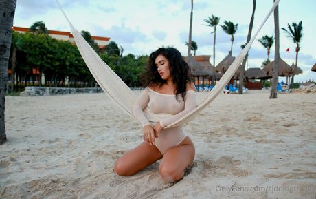 cjdoingthingz nudes model images