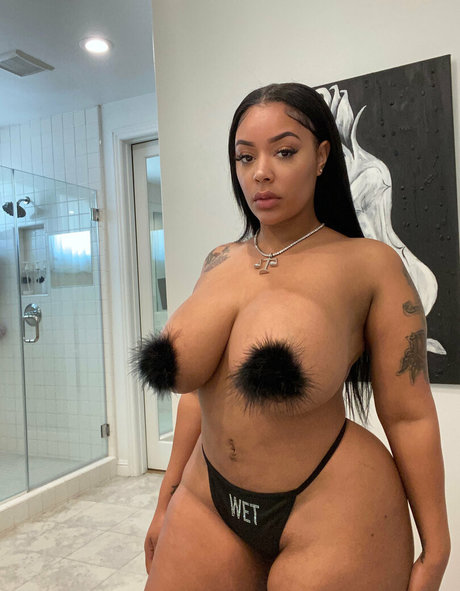 aundreanarene model nude pic