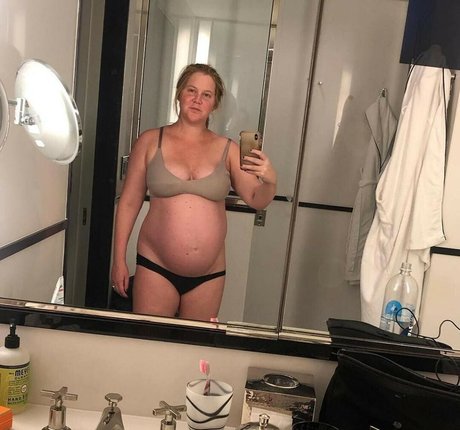 Amy Schumer pornstar exclusive pictures