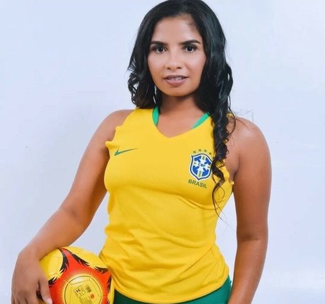 Charlene Goncalves perfect actress picture