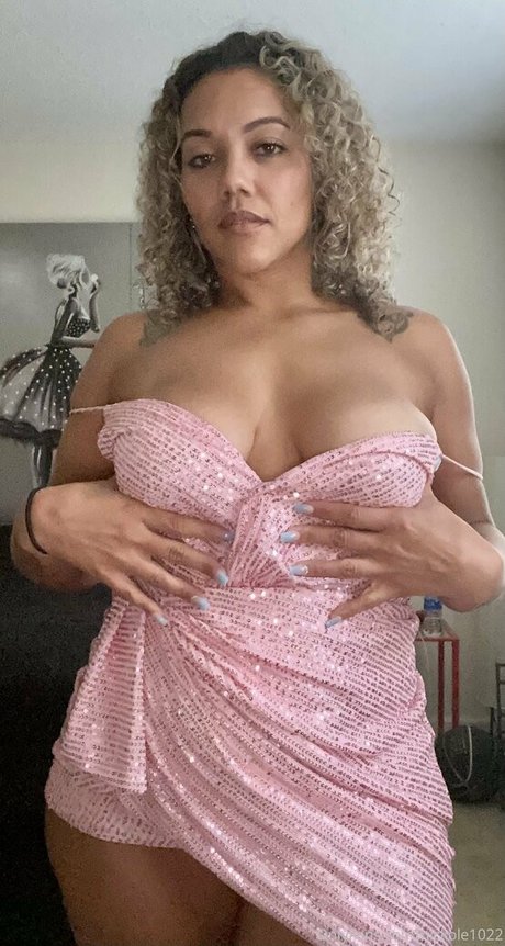 nickole1022 best star pic