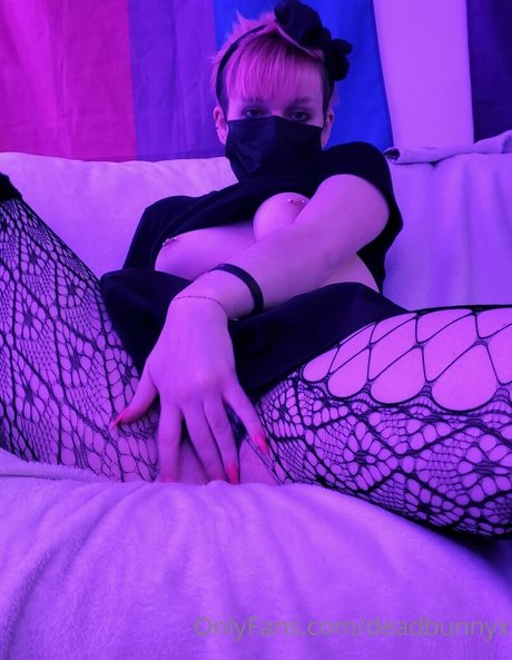deadbunnyx profile image