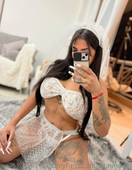 latinmodel naked pornstar pic