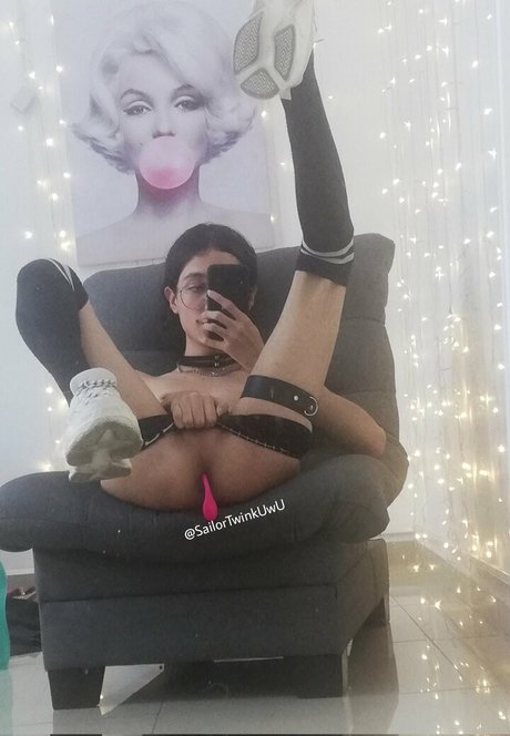 lips onlyfans art nude image