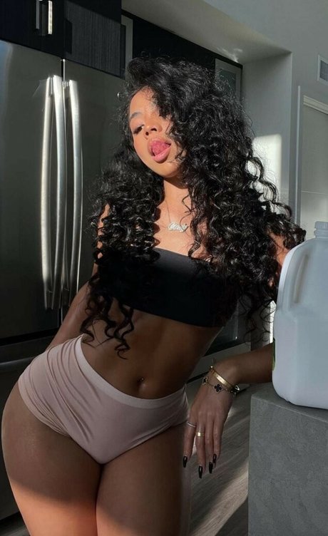 MissCindyy star xxx photo