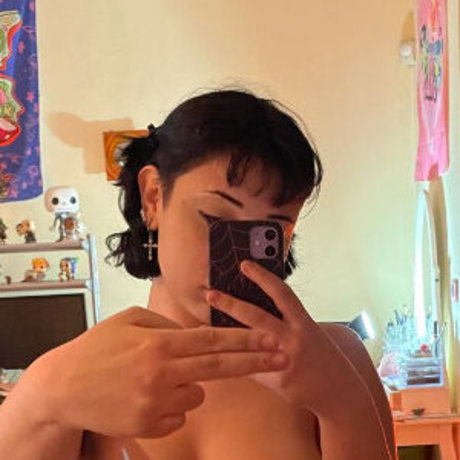 Bbyrevvv2 pretty model img